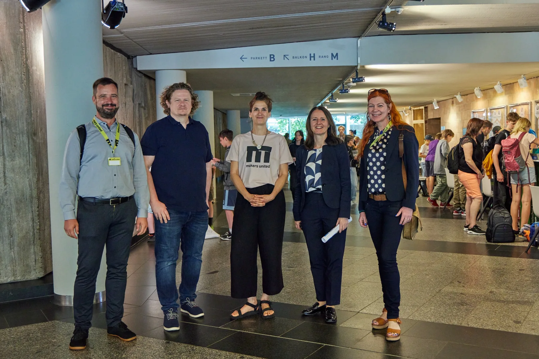 Organisatorinnen und Organisatoren der makers united in der Stadthalle Chemnitz.
